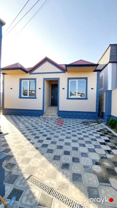 Satılır 3 otaqlı həyət evi/bağ evi 100 m²
