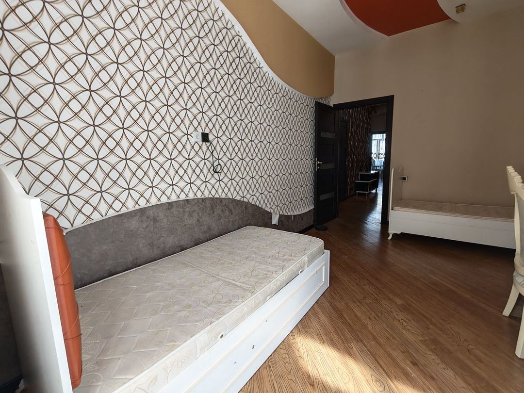 İcarəyə verilir 4 otaqlı yeni tikili 150 m² — Mənzil, Bakı (8)