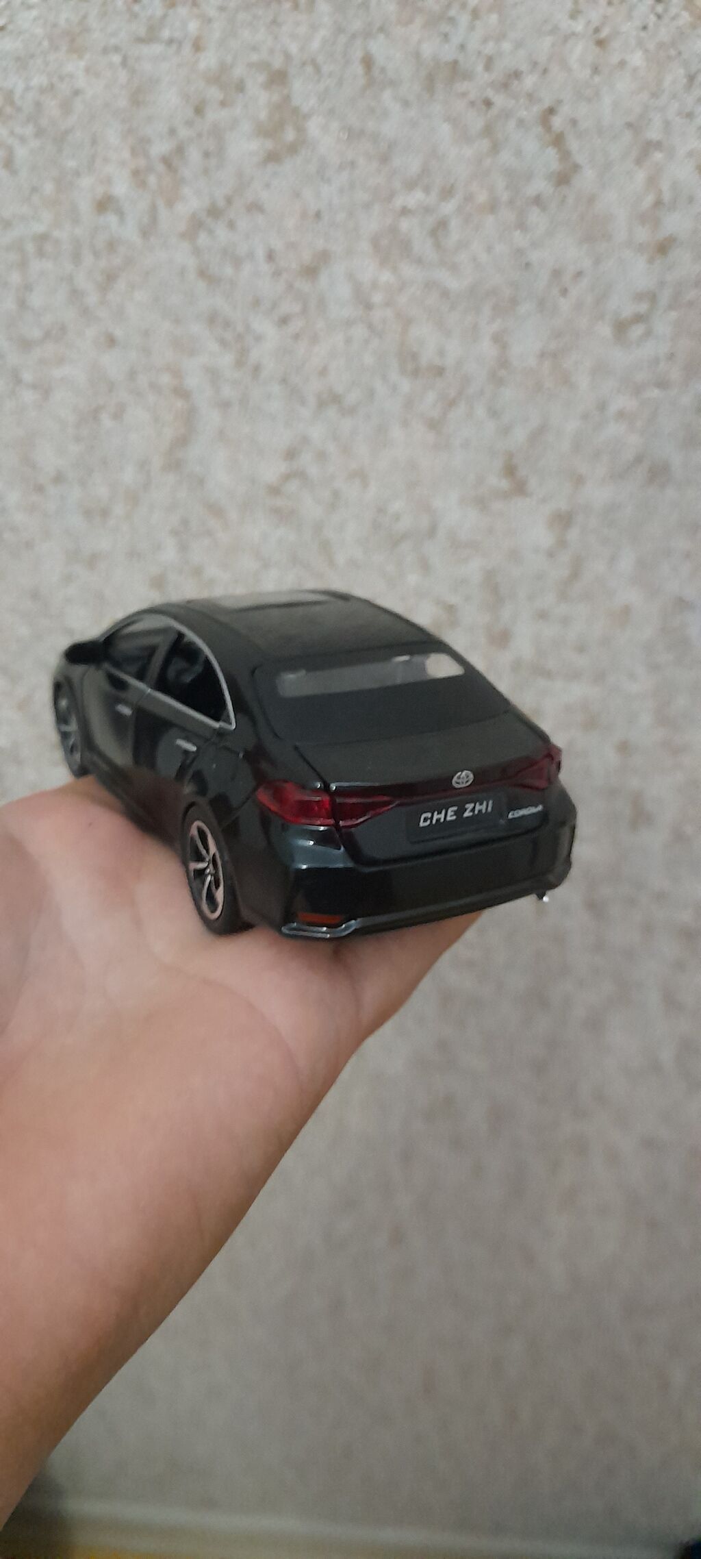 Toyota Corolla 1:32 Ölçüdə Təzədir Hər yeri açılır Səsli işıqlıdır — Modellar, Bakı (2)