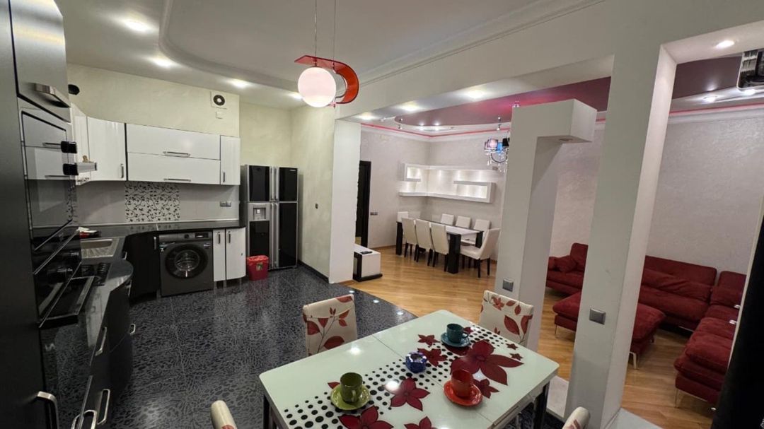 İcarəyə verilir 3 otaqlı yeni tikili 115 m² — Mənzil, Bakı (3)