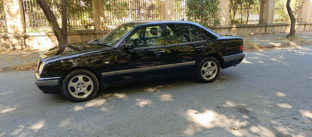 Mercedes E 240, 2.4 L, 1998 il, 400 000 km — Avtomobillər, Mingəçevir (4)