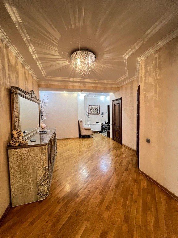 Satılır 4 otaqlı yeni tikili 214 m² — Mənzil, Bakı (6)