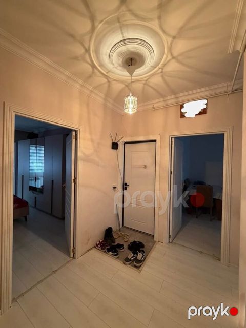 Satılır 3 otaqlı köhnə tikili 70 m²