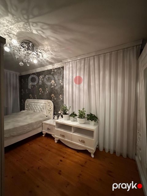 Satılır 2 otaqlı köhnə tikili 40 m² — Bakı