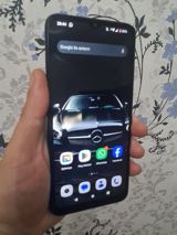 Smartfon – Android Xüsusiyyətlər: - Tam ekranlı, damla formalı ön — Digər smartfonlar