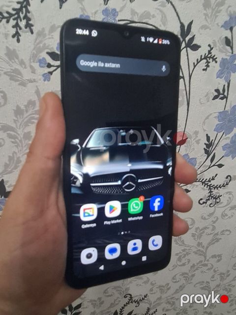Smartfon – Android Xüsusiyyətlər: - Tam ekranlı, damla formalı ön — Bakı
