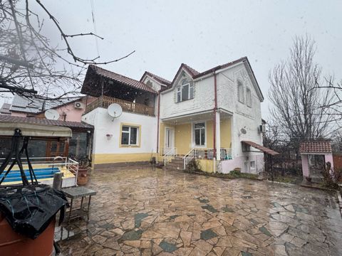 İcarəyə verilir 5 otaqlı həyət evi/bağ evi 200 m² — Xankəndi