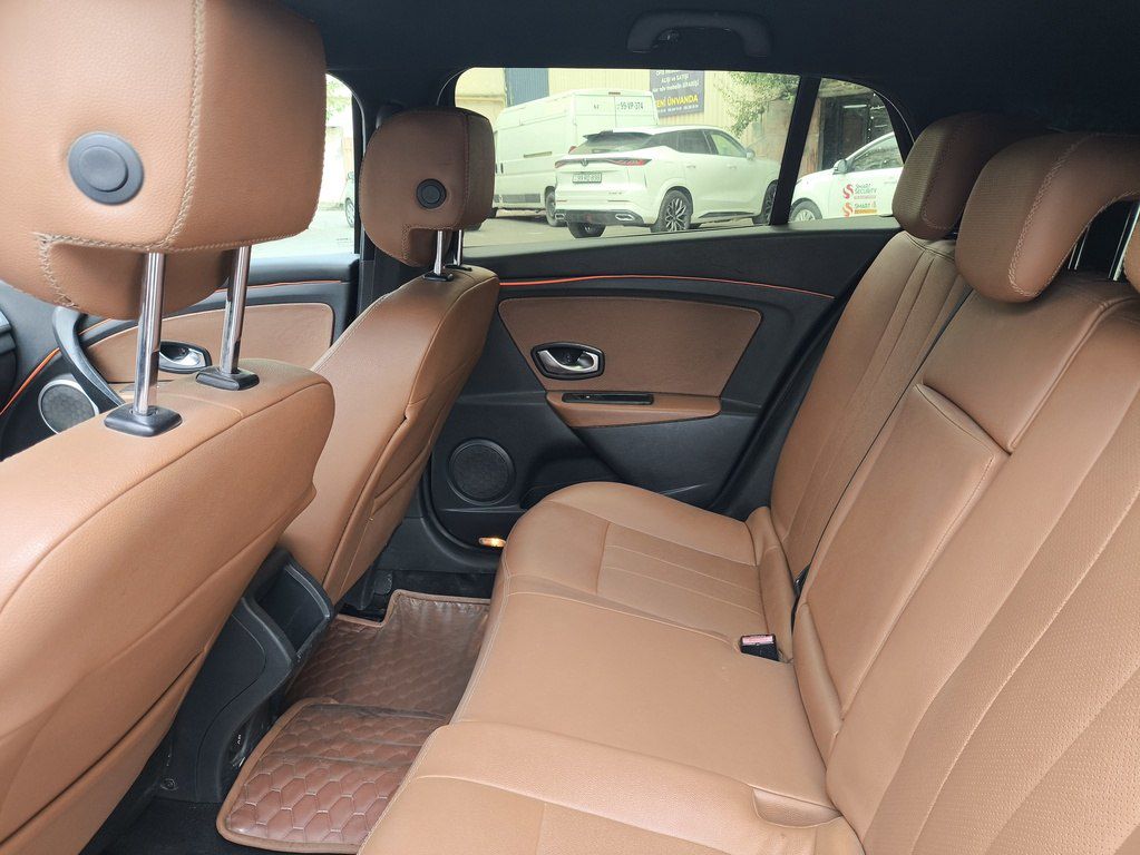 Renault Megane, 1.5 L, 2010 il, 390 000 km — Avtomobillər, Bakı (9)