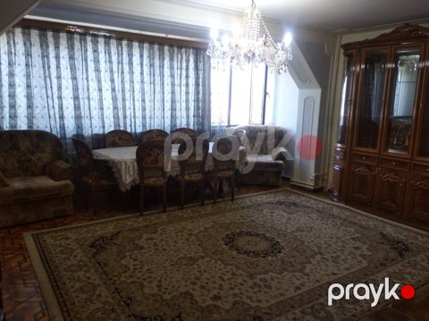 2 otaqlı mənzil, 65 m², m.Neftciler Q.Qarayev prospekti, Bakı