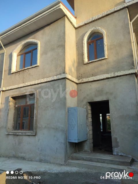 Satılır 4 otaqlı həyət evi/bağ evi 187 m²
