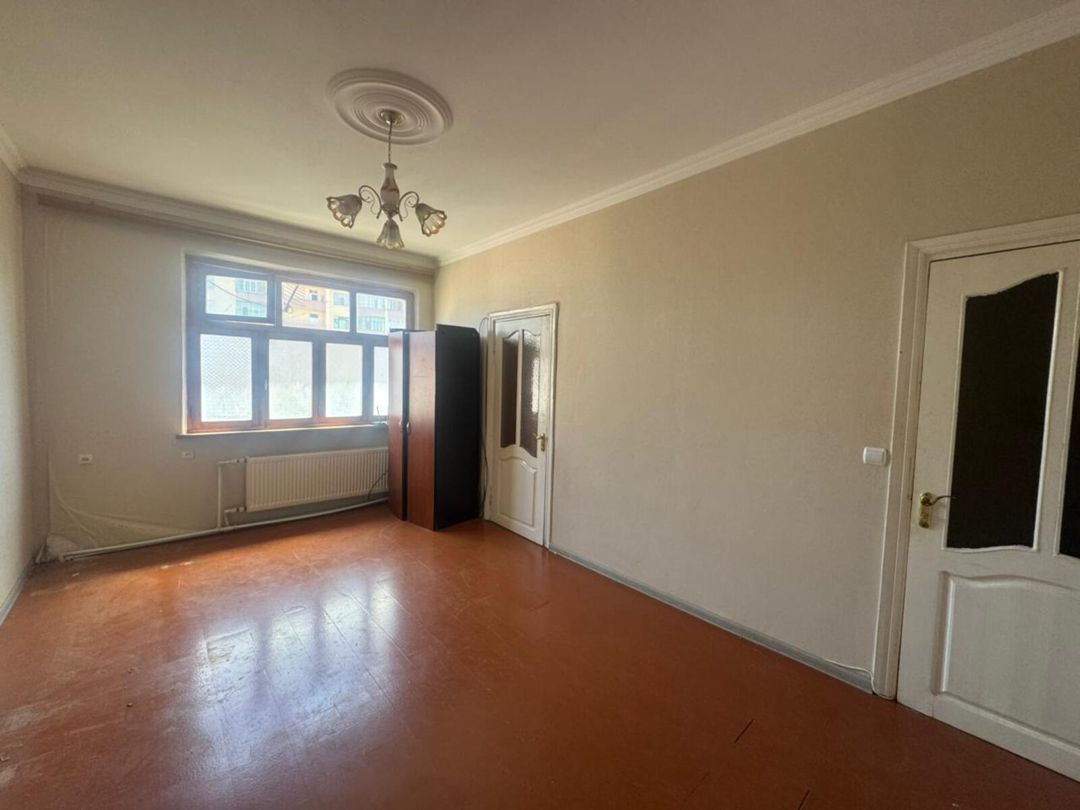 Satılır 2 otaqlı köhnə tikili 40 m² — Mənzil, Bakı (2)