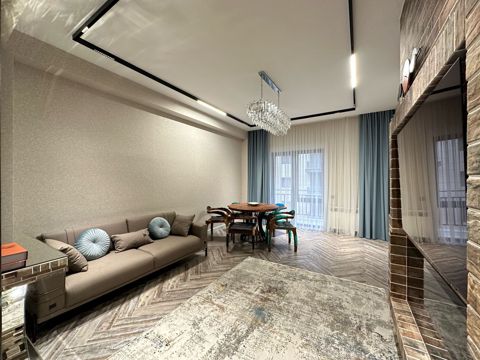 Satılır 2 otaqlı yeni tikili 98 m² — Bakı