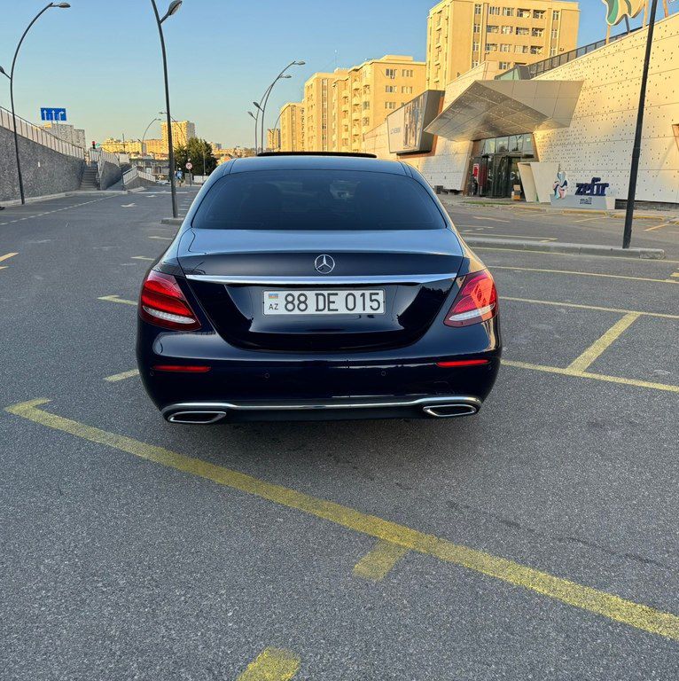 Mercedes E 220 d, 2.1 L, 2016 il, 165 000 km — Avtomobillər, Bakı (5)