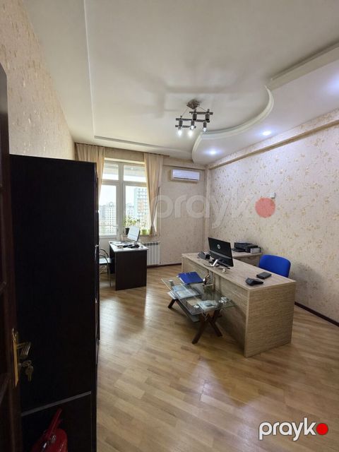 İcarəyə verilir 3 otaqlı ofis 150 m² — Bakı