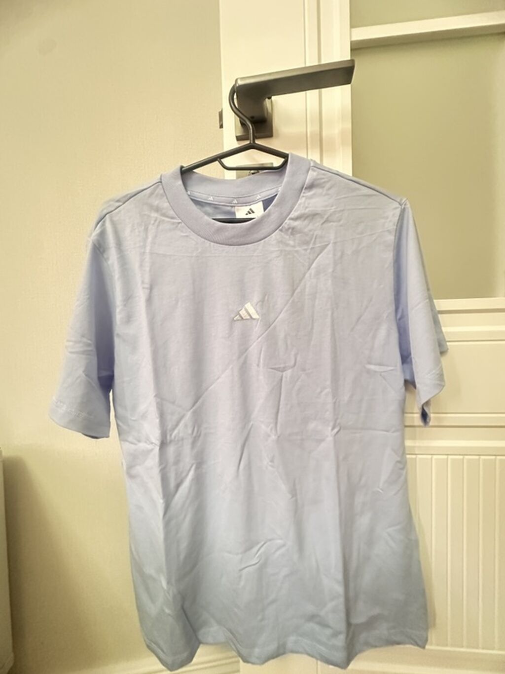 Original yeni Adidas T-shirt. S olchu. Məhsul: Açıq mavi qadın — Futbolka və polo, Bakı (5)