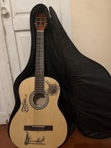 Neylon simli klassik gitara + yumşaq çexol - Korpus: klassik tam ölçü — Guitars and Other Stringed Instruments