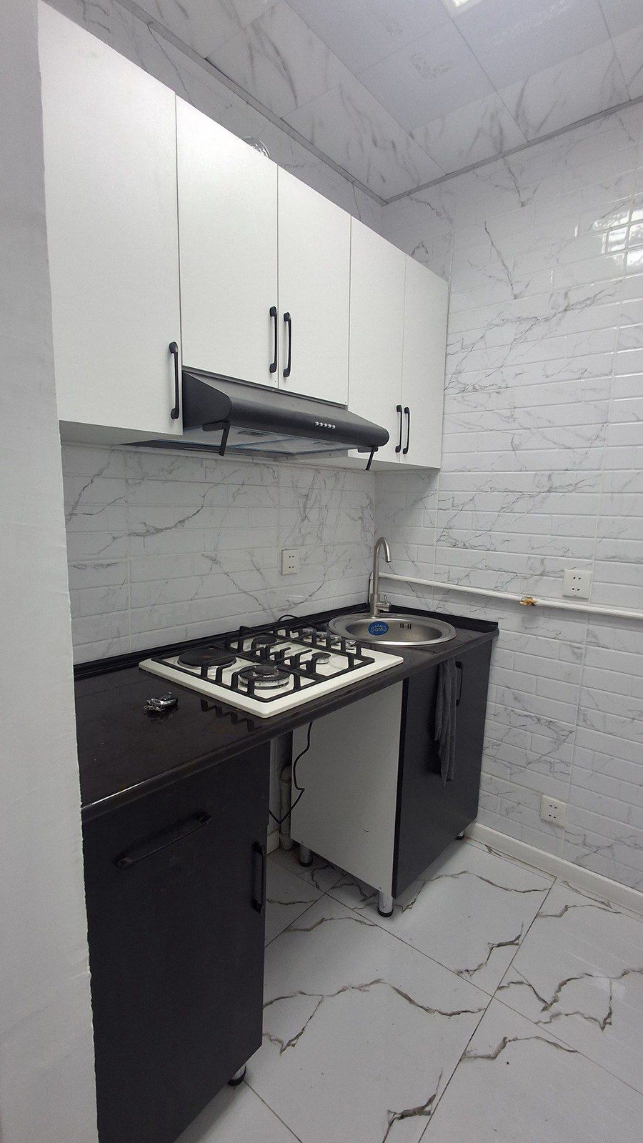 Satılır 1 otaqlı köhnə tikili 40 m² — Mənzil, Bakı (7)