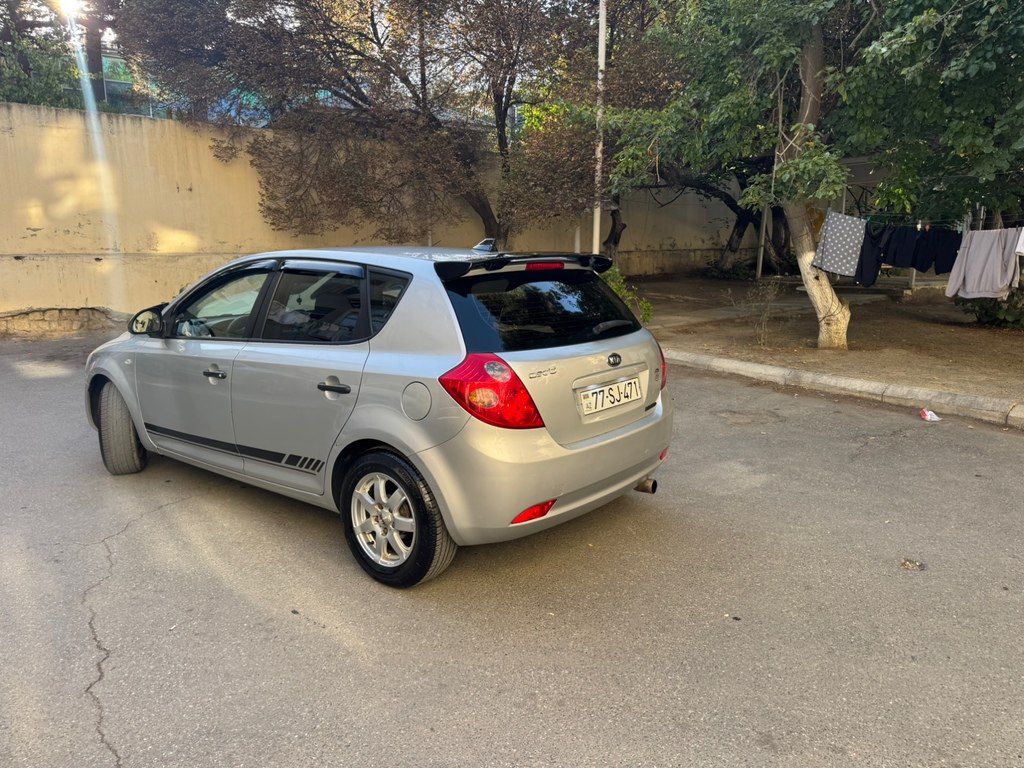 Kia Ceed, 1.4 L, 2007 il, 340 000 km — Avtomobillər, Bakı (5)