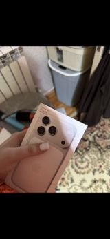 Iphone 17 pro silver satilir. 100% pil may ayinda alinib — Повербанки