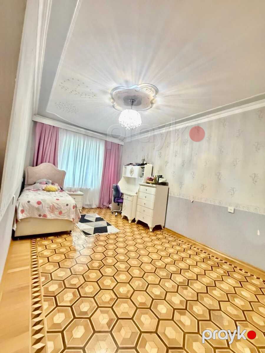 Satılır 4 otaqlı köhnə tikili 120 m² — Mənzil, Bakı (8)