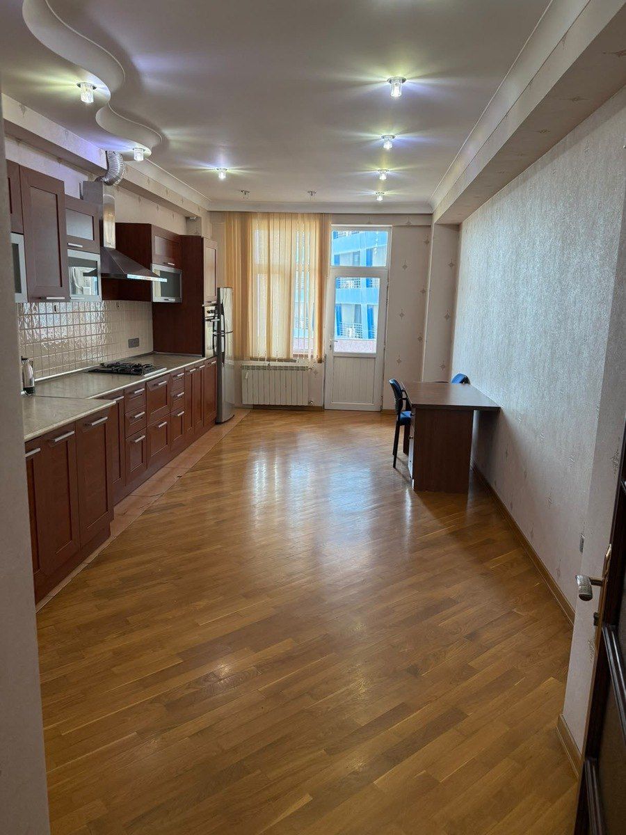 İcarəyə verilir 3 otaqlı ofis 157 m² — Ofis, Bakı (3)
