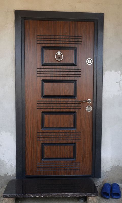 Dəmir giriş qapısı – taxta naxışlı panel - Material: Polad — Bakı