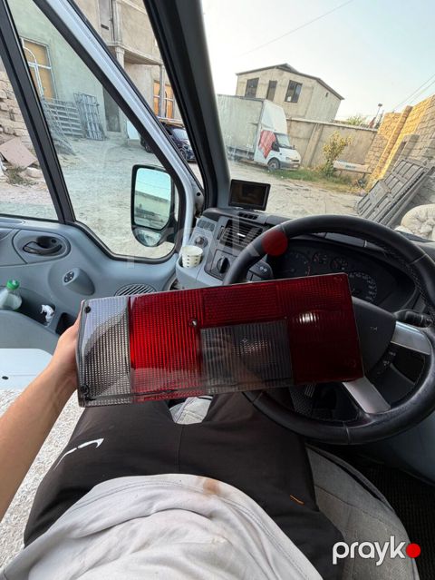 Universal auto Yeni — Bakı