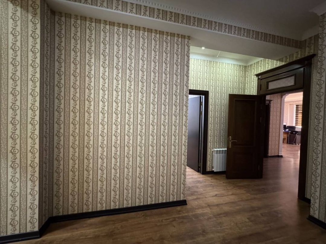İcarəyə verilir 4 otaqlı ofis 140 m² — Ofis, Bakı (11)