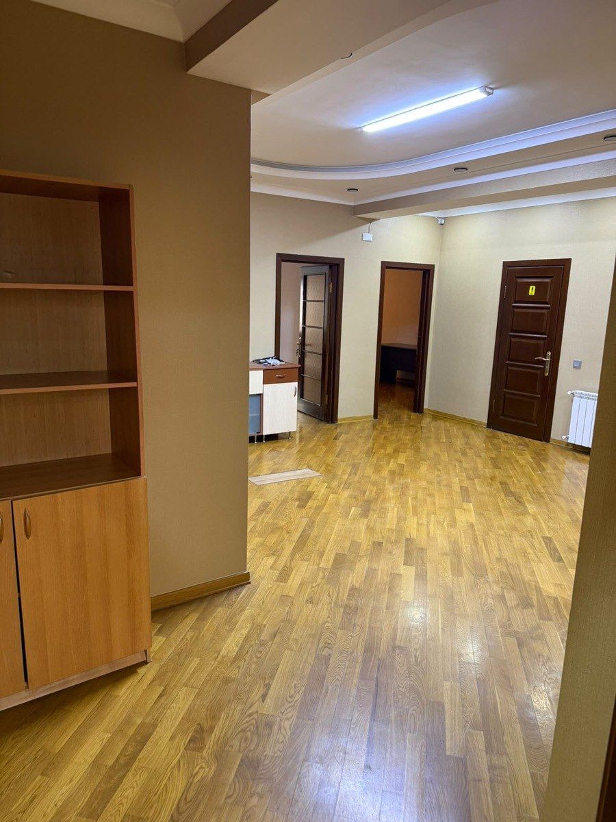 İcarəyə verilir 3 otaqlı ofis 157 m² — Ofis, Bakı (8)