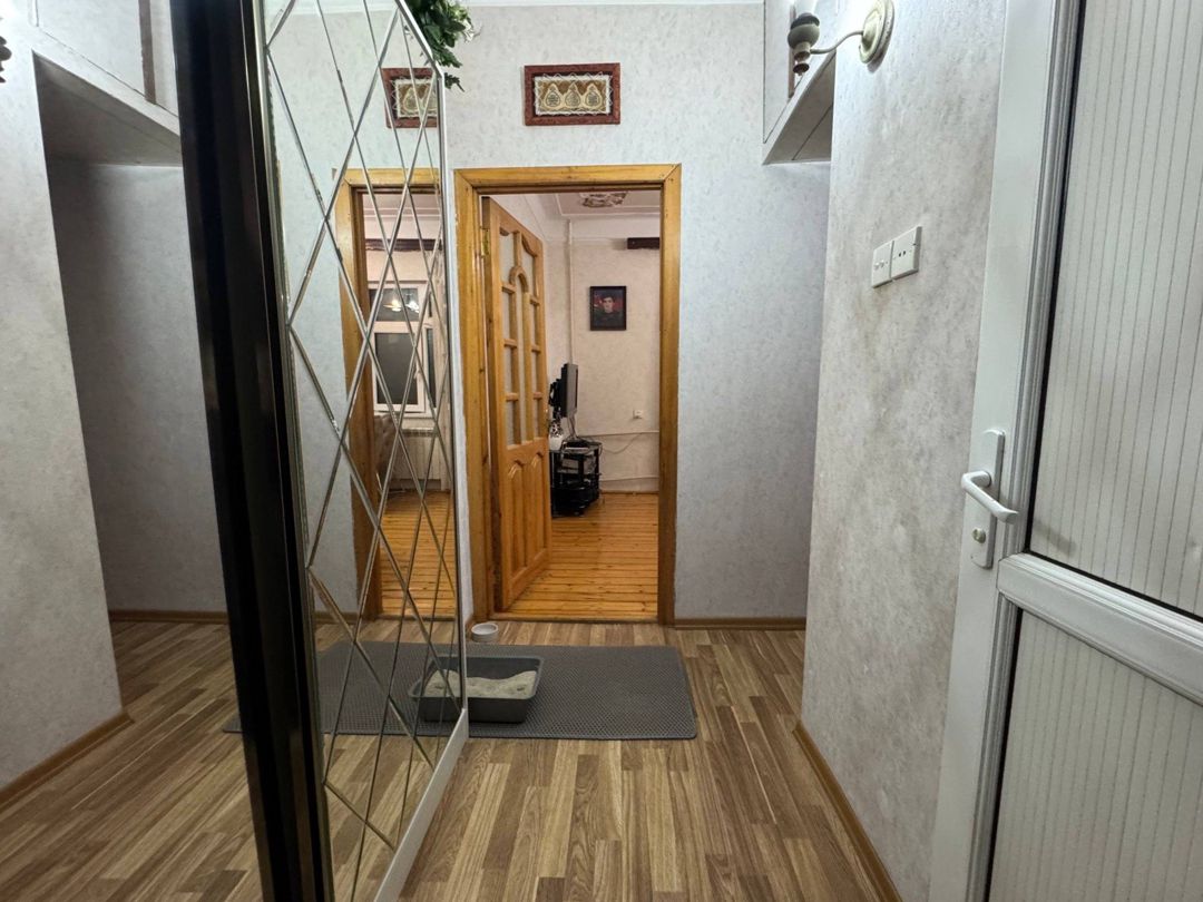 Satılır 2 otaqlı köhnə tikili 50 m² — Mənzil, Bakı (2)