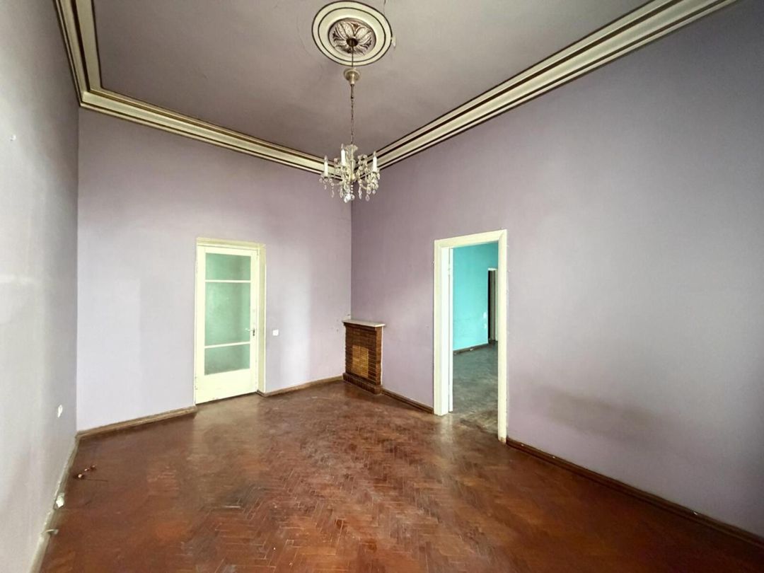 Satılır 4 otaqlı köhnə tikili 160 m² — Mənzil, Bakı (8)