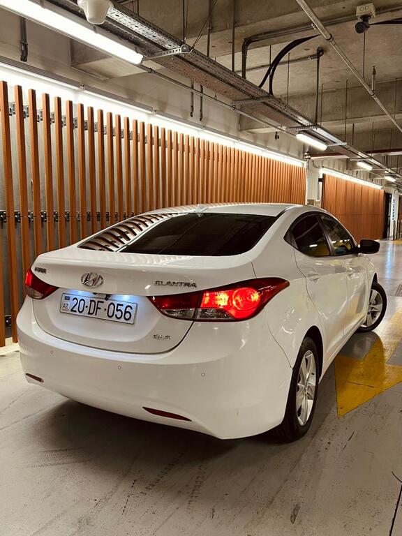 Hyundai Elantra, 1.8 L, 2013 il, 260 000 km — Avtomobillər, Gəncə (5)