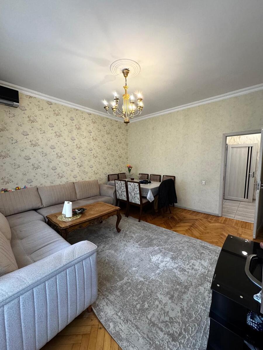 Satılır 4 otaqlı köhnə tikili 90 m² — Mənzil, Bakı (2)