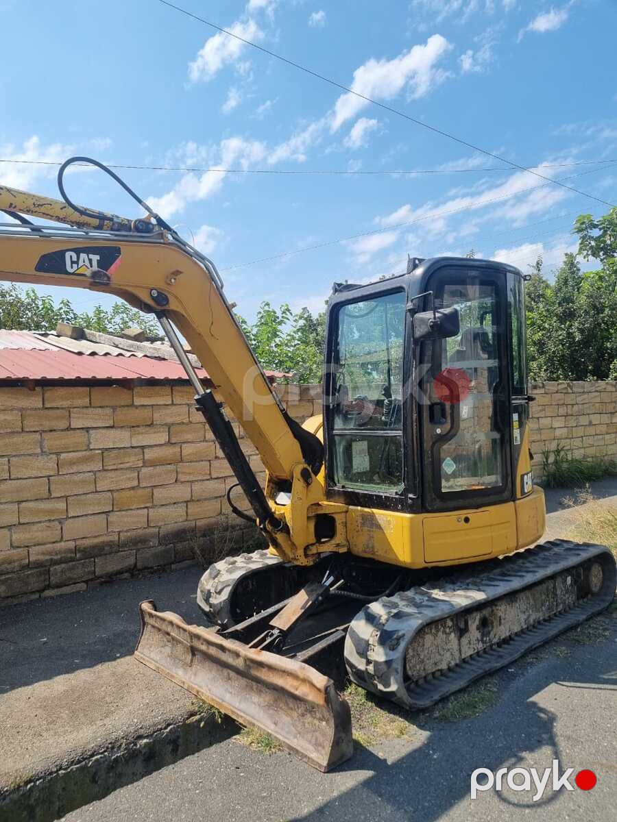 Rezin paletli mini ekskavator icarəsi — Avtomobil icarəsi, Bakı (3)