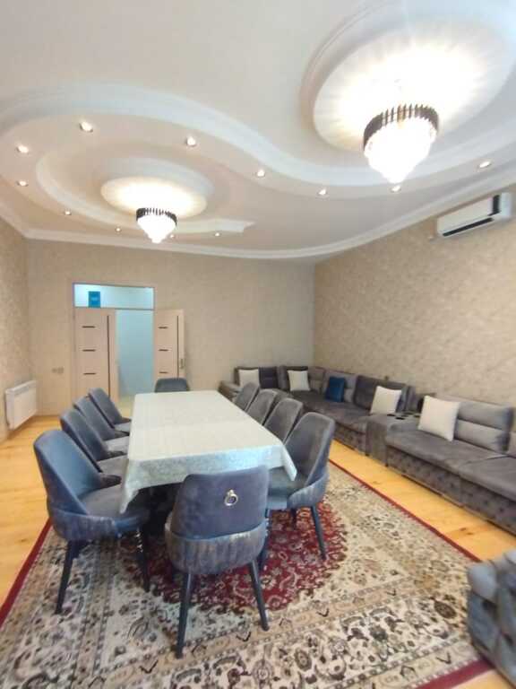 Satılır 6 otaqlı həyət evi/bağ evi 400 m² — Ev, villa, Bakı (4)