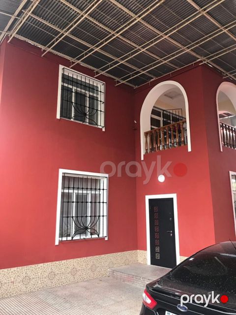 Villa, Məmməd Araz küç