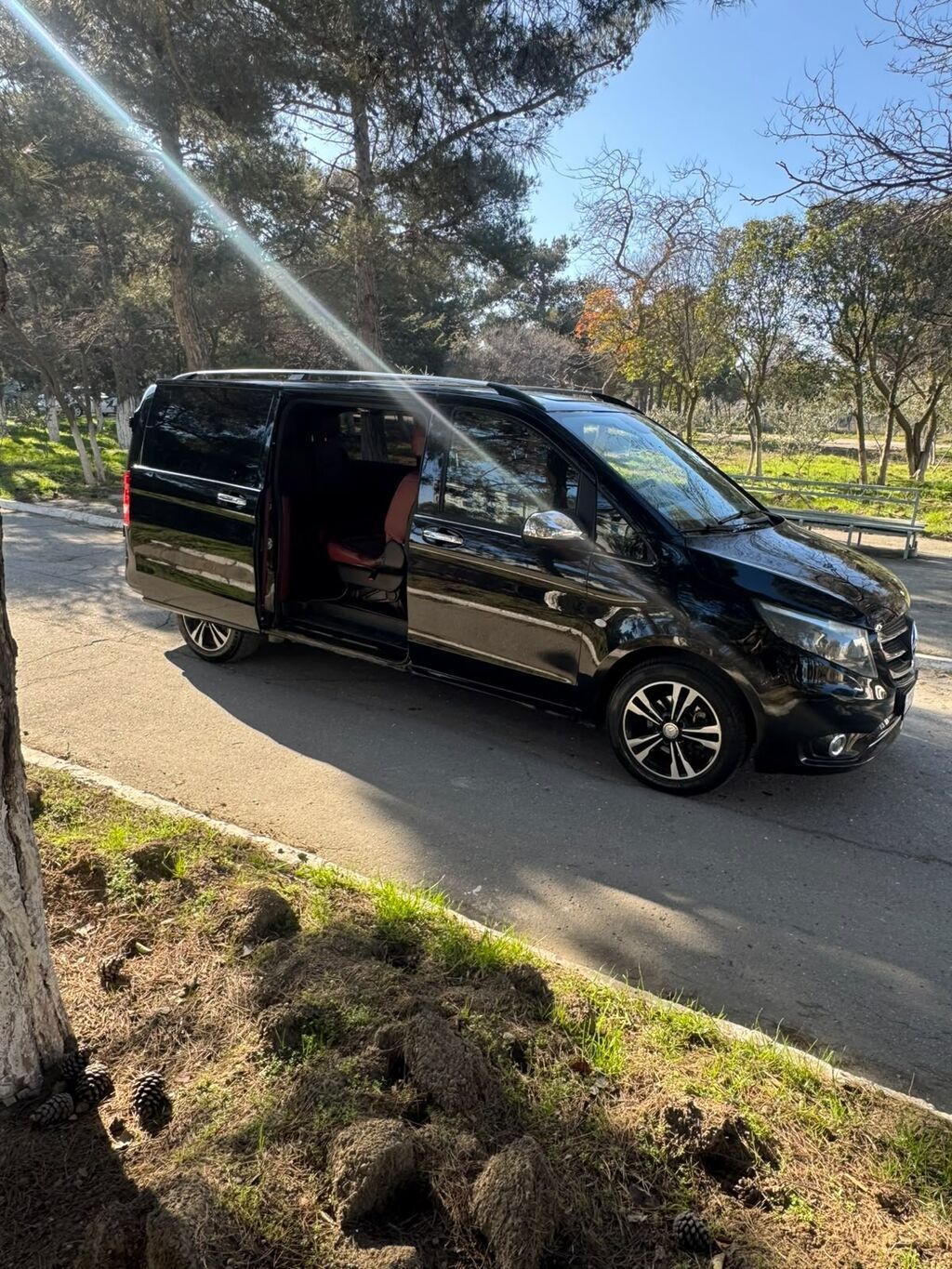 Mercedes-Benz Vito/V-Class tipli qara rəngli miniven - Geniş salona — Avtomobillər, Bakı