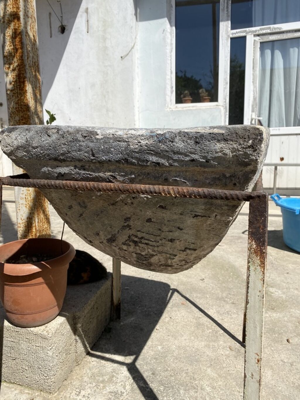 Su süzmə daşı salılır çatdağı yoxdur ideal vəziyyətdə — Beton, Bakı (6)