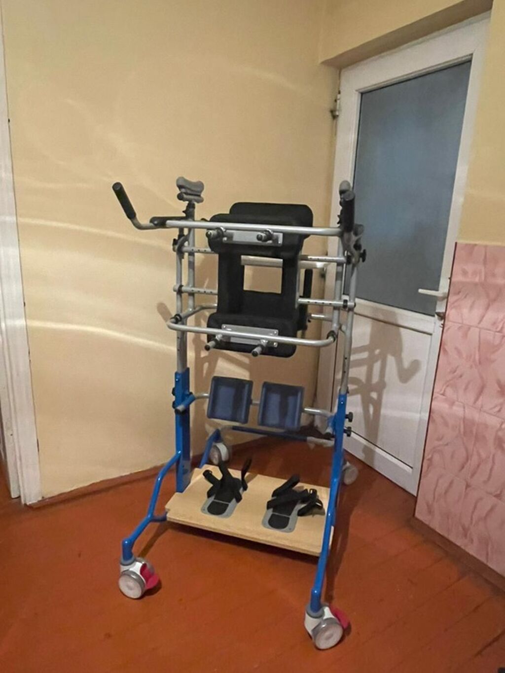 Müalicəvi vertikalizator – böyüklər üçün - İstismar məqsədi — Kürəklər və yürüyüş aparatları, Digah (4)