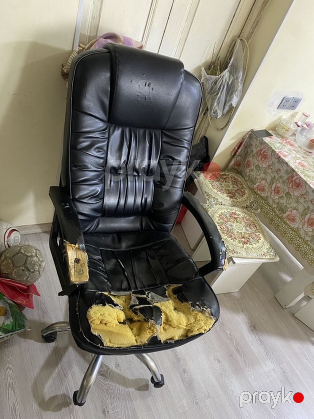 Məhsul: Tənzimlənən ofis/kreslo stulu - Material: qara süni dəri — Ofis mebeli, Bakı (6)