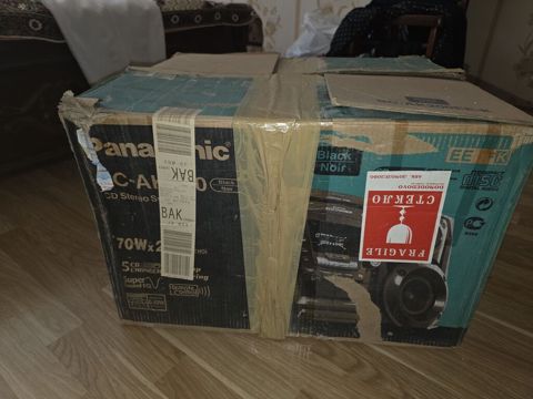 Panasonic SC-AK200 CD Stereo System Xüsusiyyətlər: - Güc: 70 W x 2 — Bakı