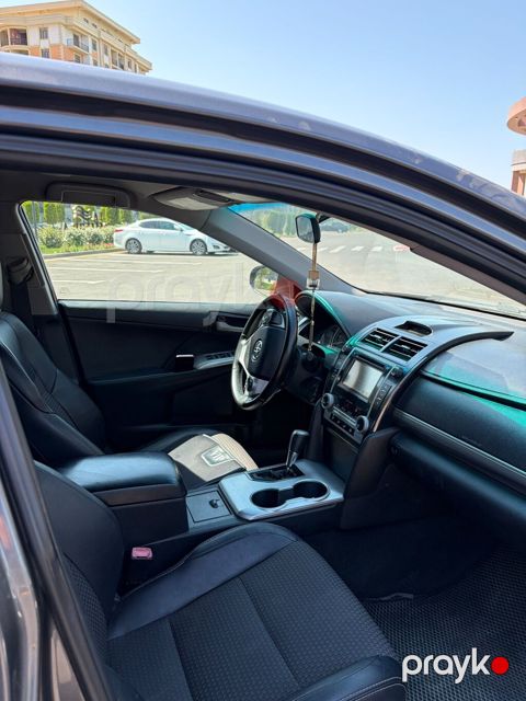 Toyota Camry: 2.5 l 2013 il Sedan