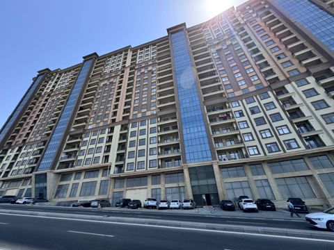 Satılır 3 otaqlı yeni tikili 140 m² — Bakı