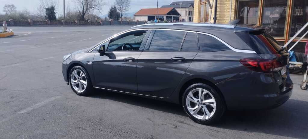 Opel Astra, 1.6 L, 2016 il, 318 000 km — Avtomobillər, Zaqatala (4)