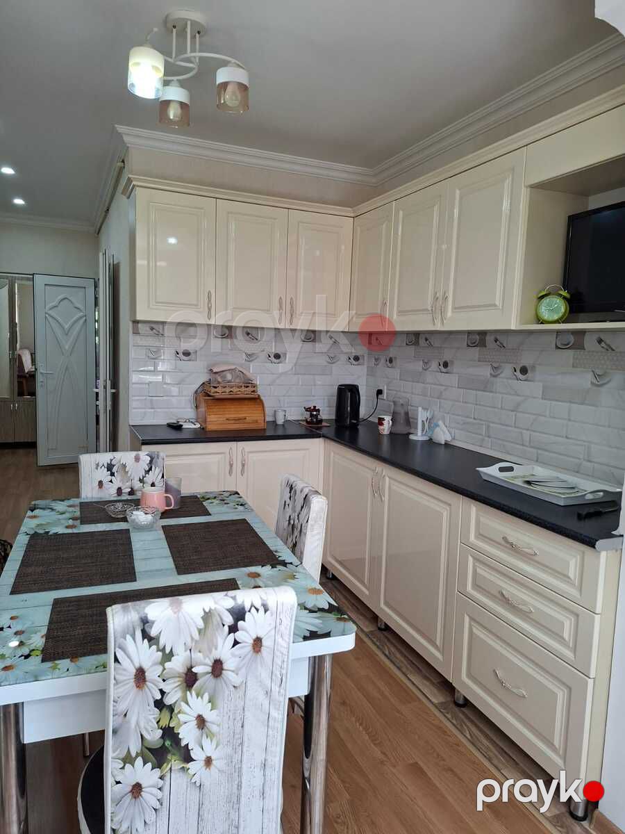 Satılır 3 otaqlı köhnə tikili 85 m² — Mənzil, Bakı (3)