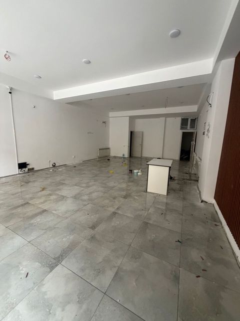 İcarəyə verilir 1 otaqlı ofis 85 m² — Xırdalan