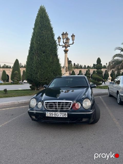 Mercedes E 270, 2.7 L, 2001 il, 310 000 km