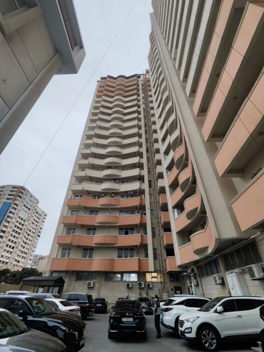 Satılır 4 otaqlı yeni tikili 179.5 m² — Mənzil, Bakı (2)