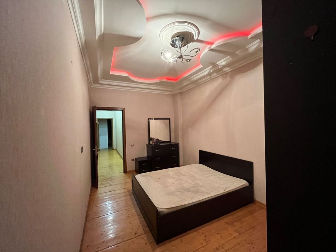 İcarəyə verilir 3 otaqlı yeni tikili 130 m² — Mənzil, Bakı (12)