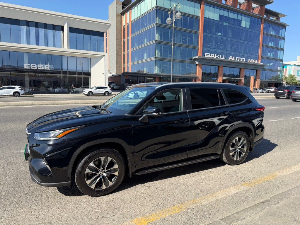 Toyota Highlander, 2.4 L, 2023 il, 76 000 km — Avtomobillər, Bakı (2)